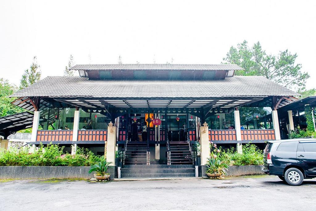 Taman Simalem Resort Tongging Exteriér fotografie