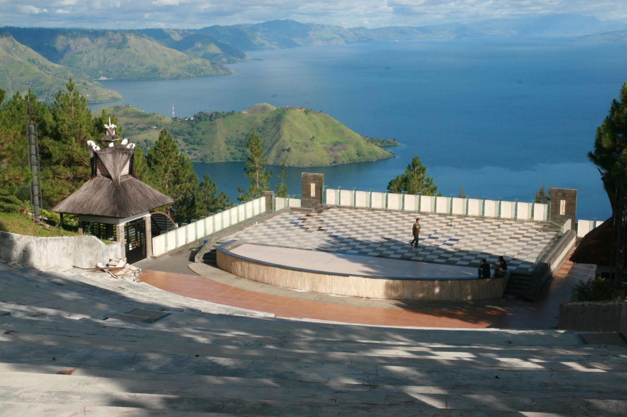 Taman Simalem Resort Tongging Exteriér fotografie