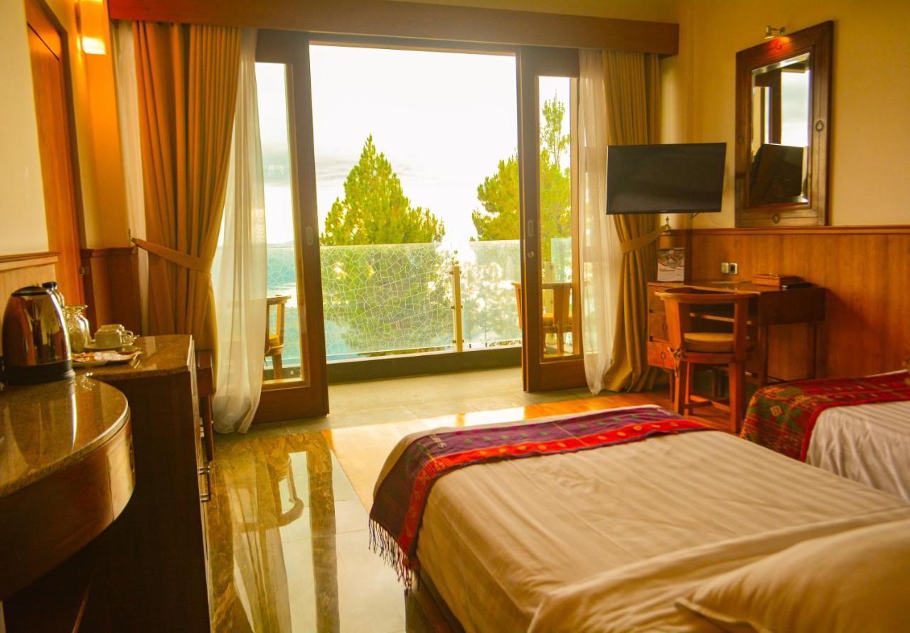 Taman Simalem Resort Tongging Exteriér fotografie